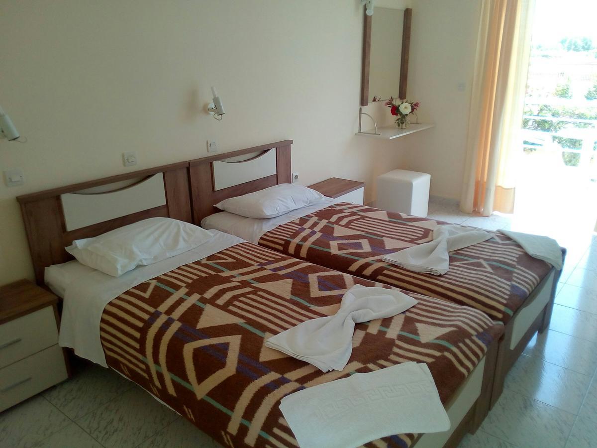 Leonidas Hotel & Studios Kos Extérieur photo